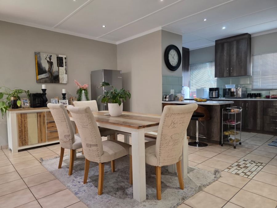 3 Bedroom Property for Sale in Carters Glen Northern Cape